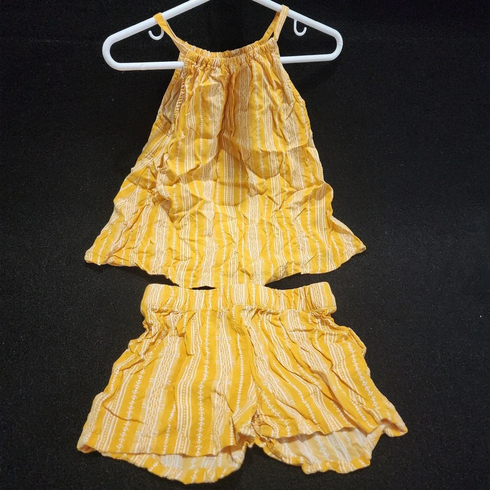 Old Navy Toddler Girls Mustard Yellow Geometric‎ Stripe Halter Top Shorts Set 3T